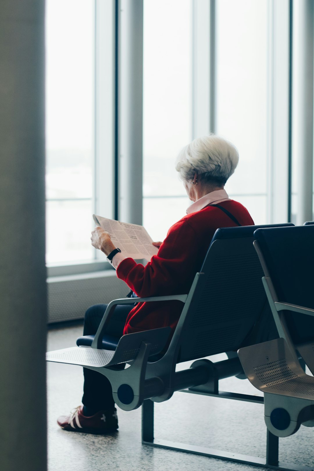 senior woman using tablet